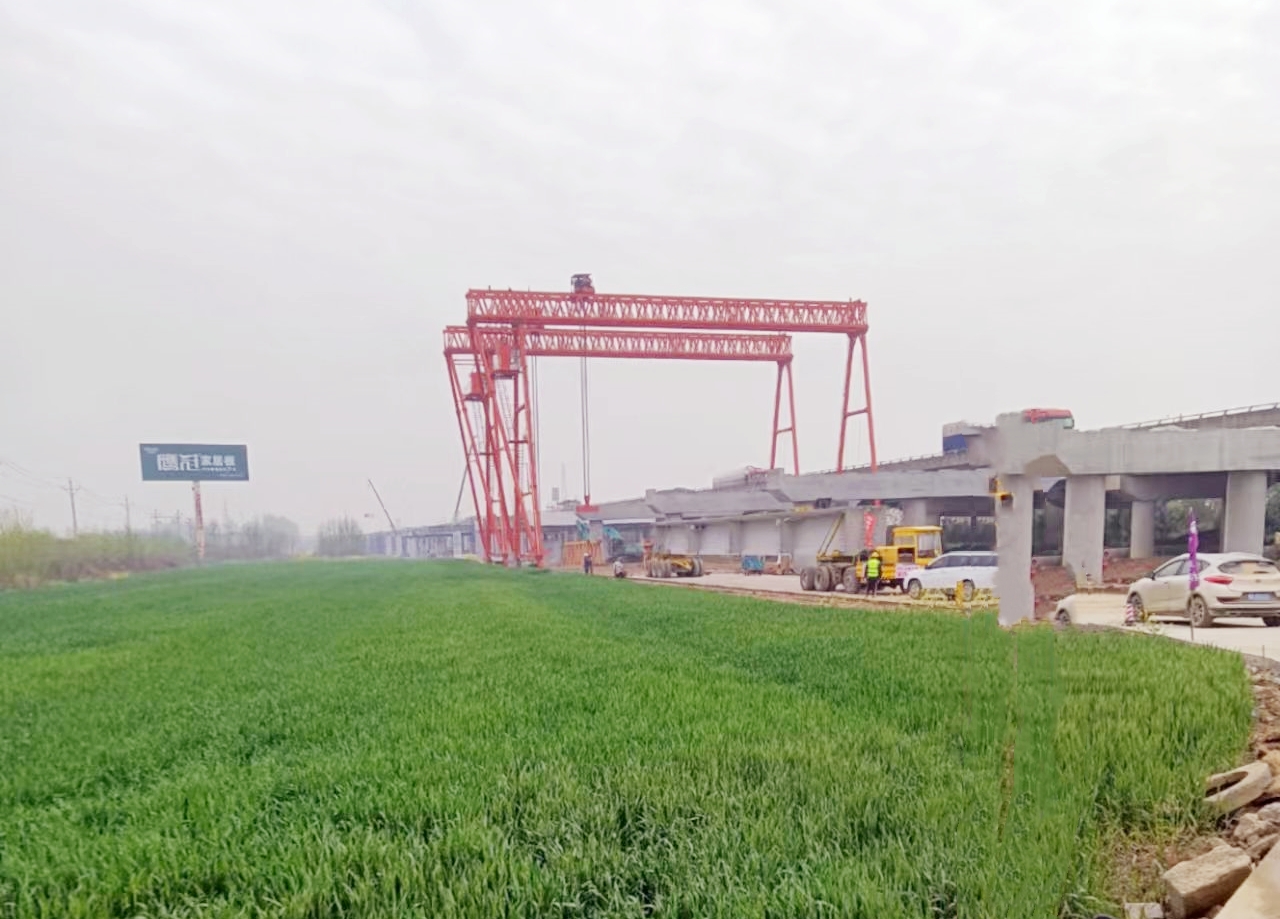 湖北三思科技龙门吊安全监控系统助力京港澳高速湖北段扩建项目